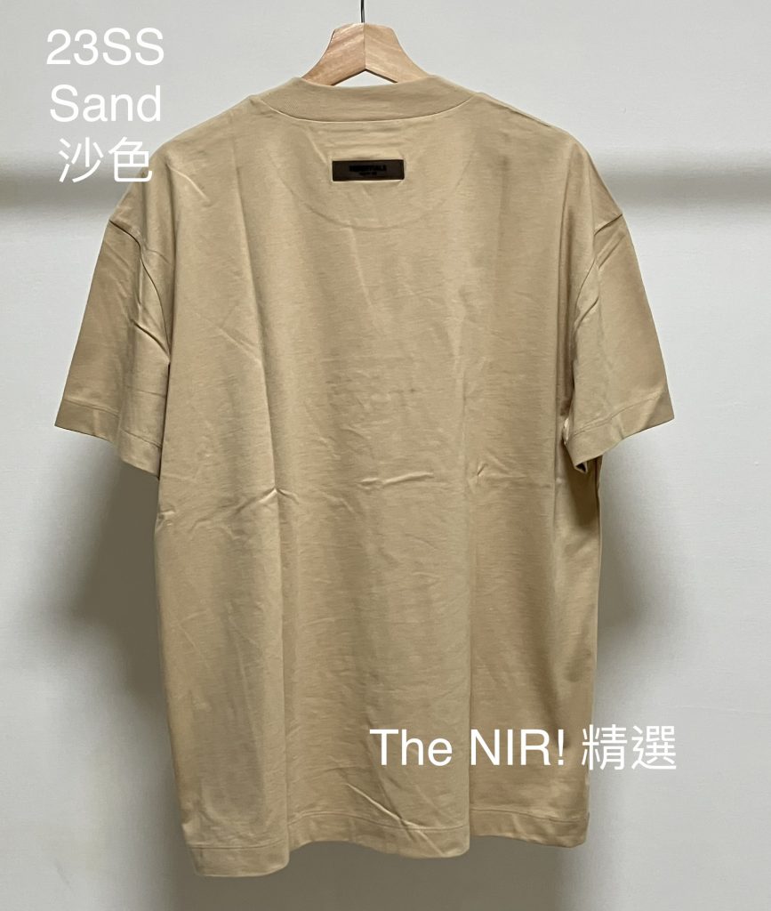 ESSENTIALS 23SS 沙色 Sand 春夏款 T恤 膠條 正面小字 T-shirt – FOG Fear of God – The